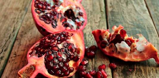 خواص درمانی و زیبایی پوست انار و جوشانده پوست انار