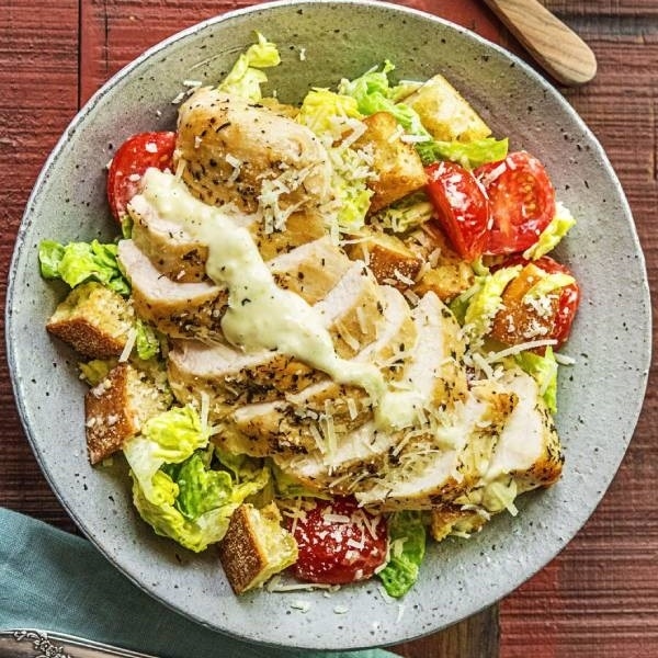 طرز تهیه سالاد سزار طرز تهیه سالاد سزار