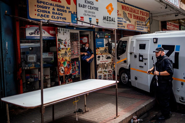 جنبش بی پایان در فوتبال / تظاهرات علیه آدم ربایان (تصاویر) جنبش بی پایان در فوتبال / تظاهرات علیه آدم ربایان (تصاویر)