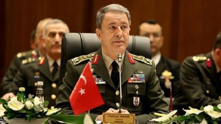 وزیر دفاع ترکیه اعلام کرد تحریم‌های آمریکا علیه کشورش همه ارکان ائتلاف بین دو کشور را به لرزه در می‌آورد.