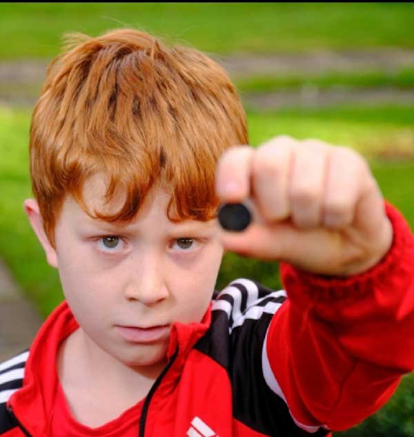 سرنوشت جالب پسربچه پس از قورت دادن یک باتری! (+عکس) سرنوشت جالب پسربچه پس از قورت دادن یک باتری! (+عکس)