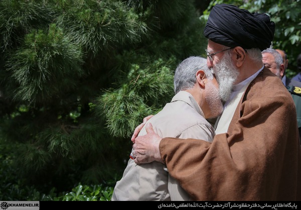 رهبری از رفیق خوشبخت خود میگوید... رهبری از رفیق خوشبخت خود میگوید...