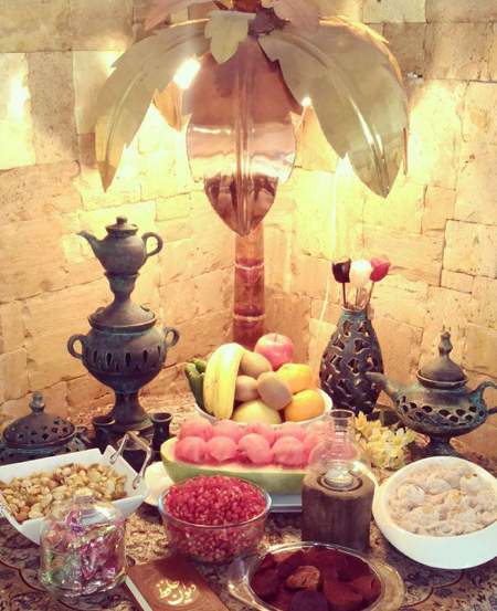 تزیین سفره شب یلدا 99