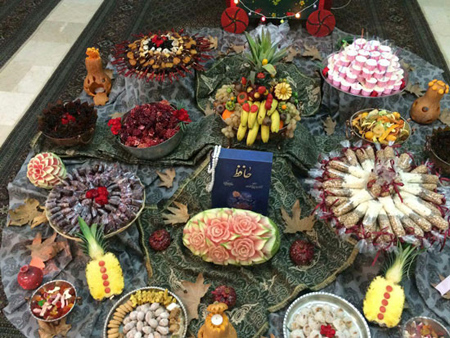 تزیین سفره شب یلدا 99