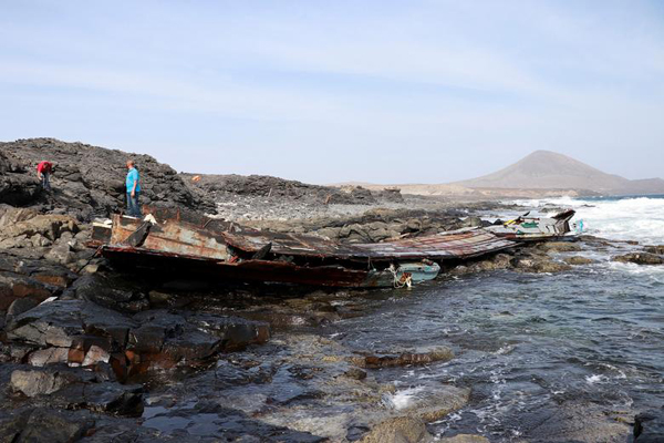 حمل سرنوشت یک کشور با موتور! / سرنوشت نامشخص سرنشینان یک قایق (تصاویر) حمل سرنوشت یک کشور با موتور! / سرنوشت نامشخص سرنشینان یک قایق (تصاویر)