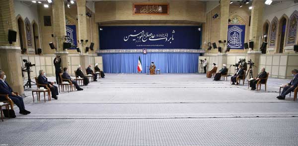 مشکل اقتصاد کشور نداشتن راهکار نیست همت، شجاعت و پیگیری جدی نیاز است