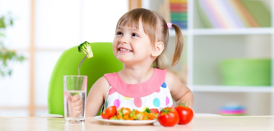 چگونه کودکانی مفید تربیت کنیم؟