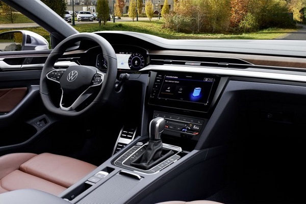 آرتئون پلاگینهیبریدی در اروپا عرضه شد آرتئون پلاگینهیبریدی در اروپا عرضه شد