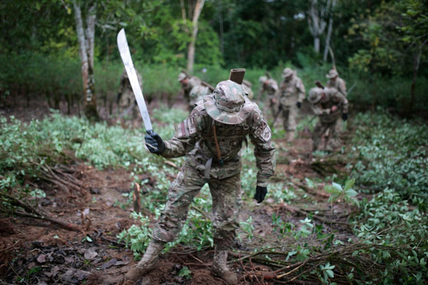 عکس های برگزیده روز جمعه (گزارش تصویری) عکس های برگزیده روز جمعه (گزارش تصویری)