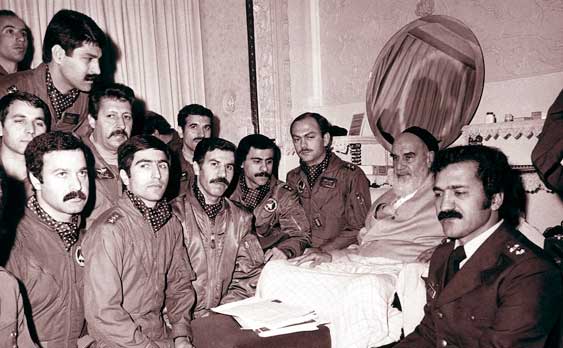 حمله به «اچ ۳» ۴۰ ساله شد (+تصاویر) حمله به «اچ ۳» ۴۰ ساله شد (+تصاویر)