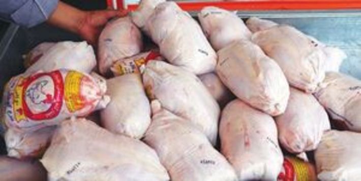 مدیر عامل سازمان ساماندهی مشاغل شهری و فرآورده های کشاورزی شهرداری مشهد از توزیع مرغ منجمد تنظیم بازار در فروشگاه های «شهرما» خبر داد.