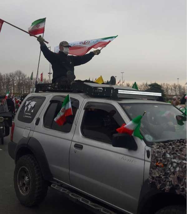 راهپیمایی ۲۲ بهمن در سراسر ایران آغاز شد (+عکس و فیلم) راهپیمایی ۲۲ بهمن در سراسر ایران آغاز شد (+عکس و فیلم)