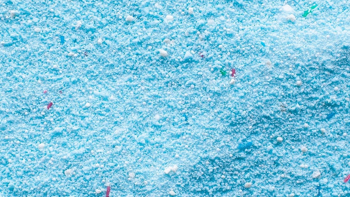 آیا آنزیم پودرهای لباسشویی موجب حساسیت پوستی می‌شود؟