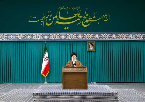 رهبر انقلاب: آمریکا یک رژیم مافیایی است / ریشه بحران اوکراین دخالت های آمریکا است رهبر انقلاب: آمریکا یک رژیم مافیایی است / ریشه بحران اوکراین دخالت های آمریکا است