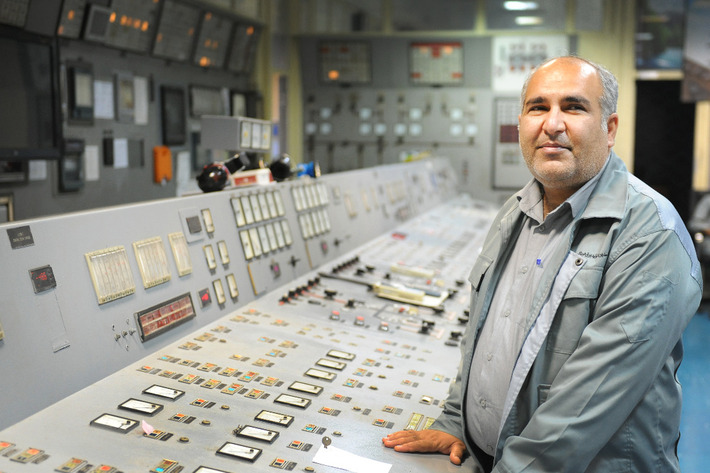 سرپرست معاونت بهره‌برداری نیروگاه بندرعباس از پیوستن واحد 320مگاواتی شماره 3 بخار این نیروگاه، پس از 48 ساعت تعمیرات فشرده، به شبکه سراسری تولید برق کشور خبرداد.