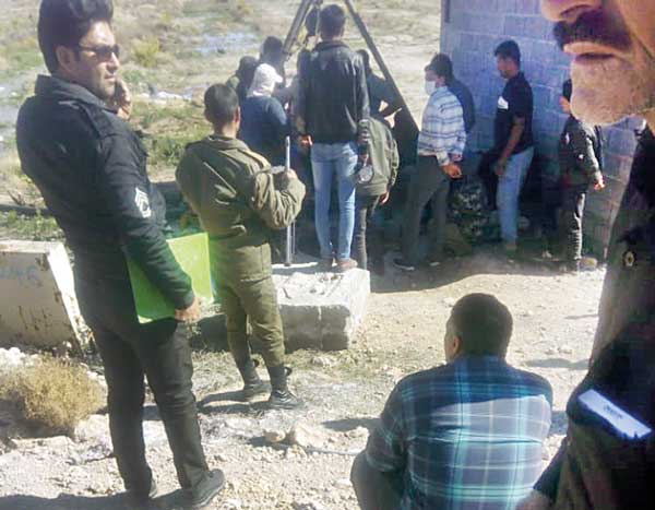 مرگ مرموز ۲ دخترعمو در چاه ۹۰متری (+عکس) مرگ مرموز ۲ دخترعمو در چاه ۹۰متری (+عکس)