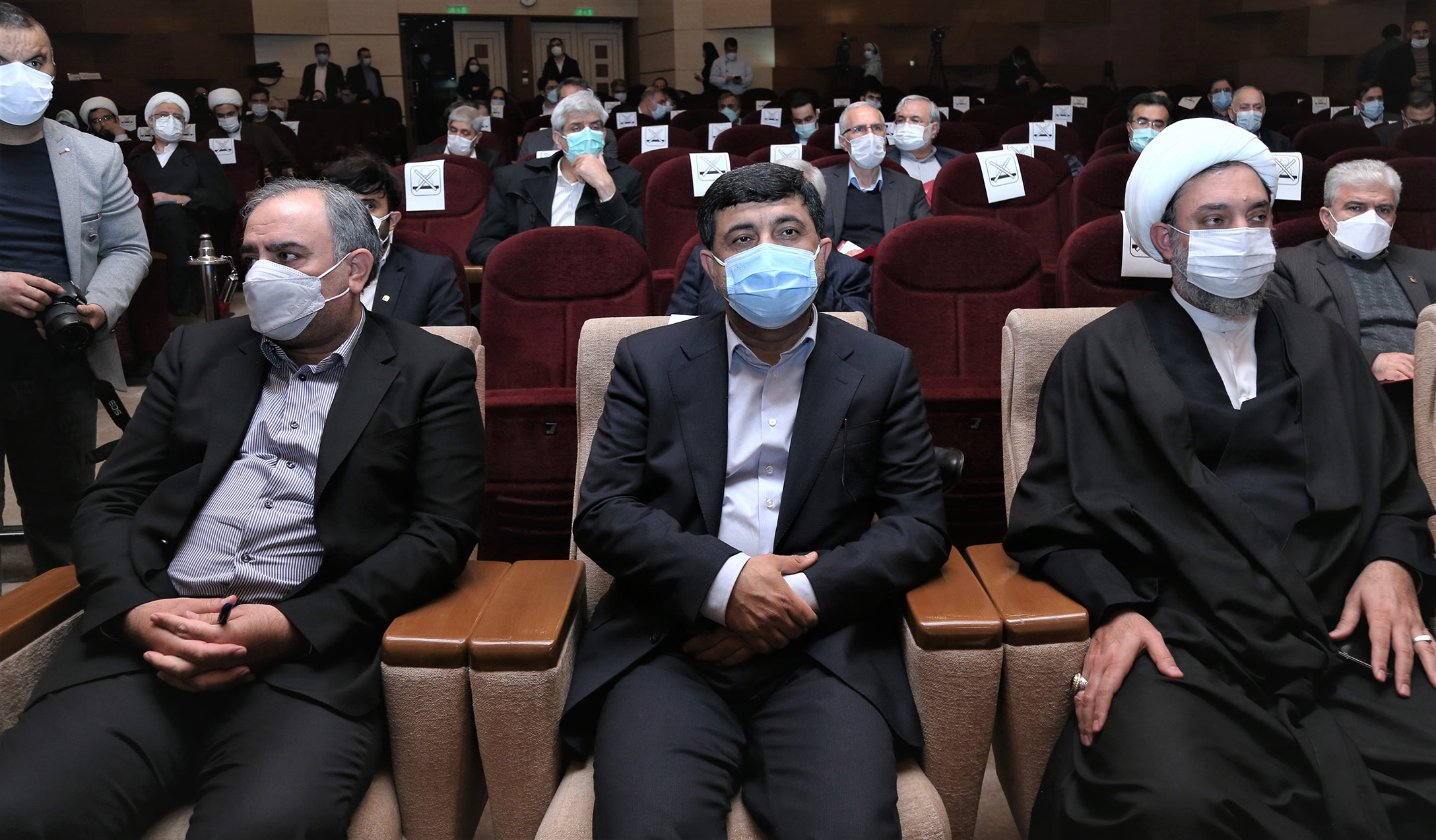 اقدام مشترک میان بانک پارسیان و حوزه می تواند الگو برای سایر نظامات اجتماعی کشور باشد