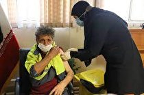 تزریق واکسن کرونا به پاکبانهای کرمانشاهی با نظارت انجام شده است