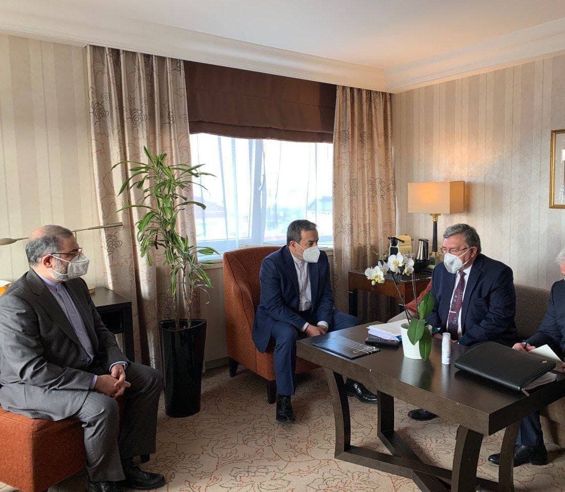 جلسه روسای هیأتهای ایران و روسیه در آستانه نشست کمیسیون برجام  +عکس جلسه روسای هیأتهای ایران و روسیه در آستانه نشست کمیسیون برجام  +عکس