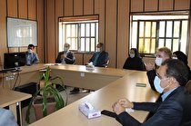 سم پاشی تصفیه خانه فاضلاب استان یزد به طور منظم انجام می شود