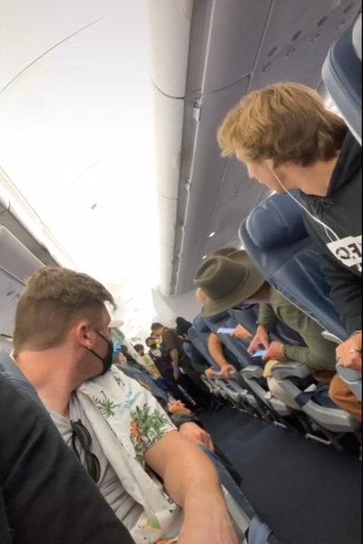 تولد یک نوزاد دیگر در هواپیما
