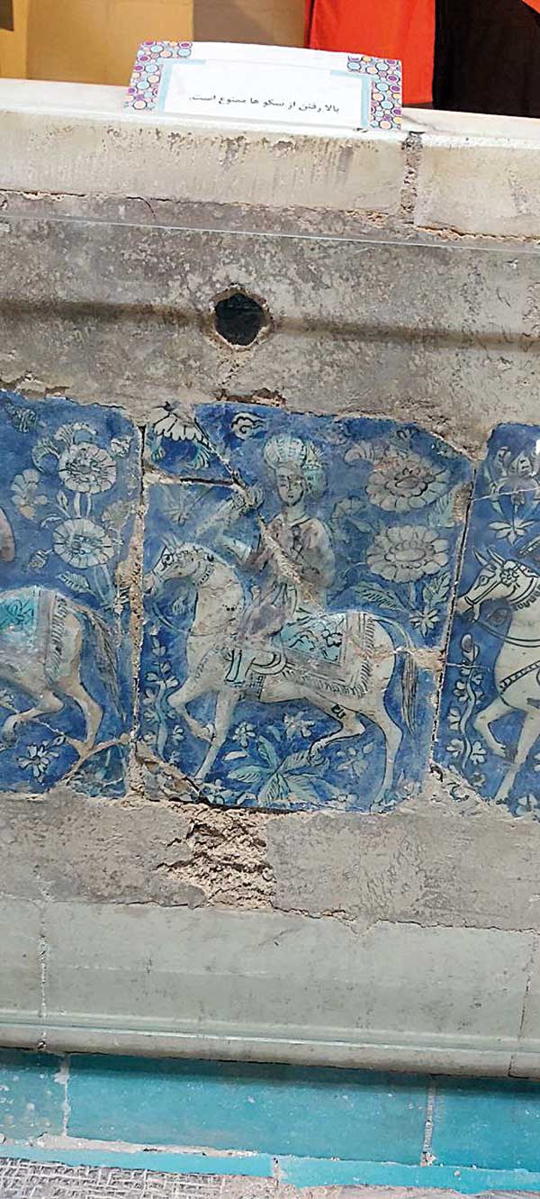 حمام علی‌ قلی‌ آقا نم كشیده است (+تصاویر)