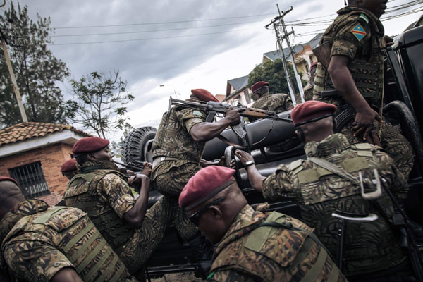 داستان یک نهنگ نگون بخت / توزیع غذا بین فقرای قطب اقتصادی لاتین (گزارش تصویری) داستان یک نهنگ نگون بخت / توزیع غذا بین فقرای قطب اقتصادی لاتین (گزارش تصویری)