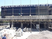 اجرای نمای کرتین وال خانه تئاتر قزوین 10 درصد رشد فیزیکی دارد