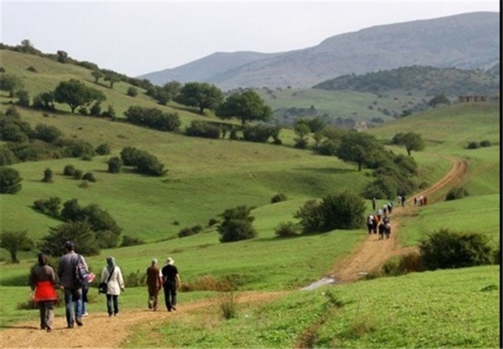 مدیرکل میراث‌فرهنگی، گردشگری و صنایع‌دستی استان زنجان گفت: برگزاری تورهای اخیر در استان غیرمجاز بوده و برپایی هر توری اعم از طبیعت‌گردی به علت شیوع ویروس کرونا و مصوبات ستاد پیشگیری از کرونا در استان ممنوع است و هیچ مجوز طبیعت‌گردی تا اطلاع ثانوی در استان زنجان صادر نمی‌شود.