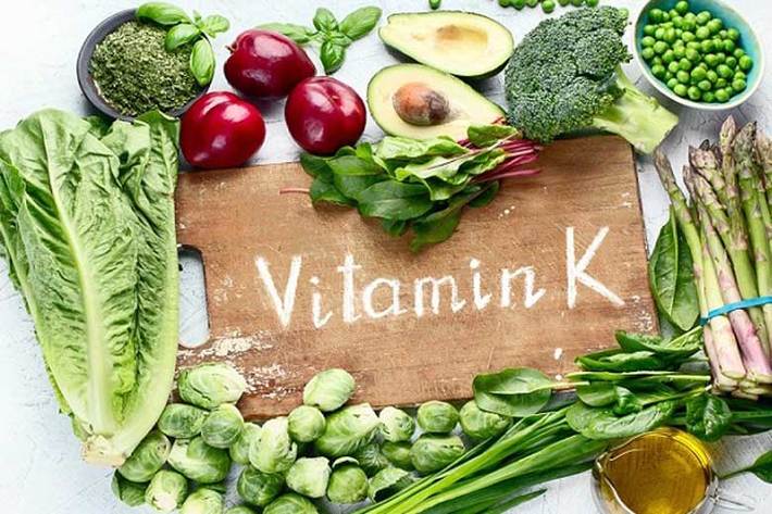 ویتامین k در چه خوراکی‌ هایی وجود دارد؟