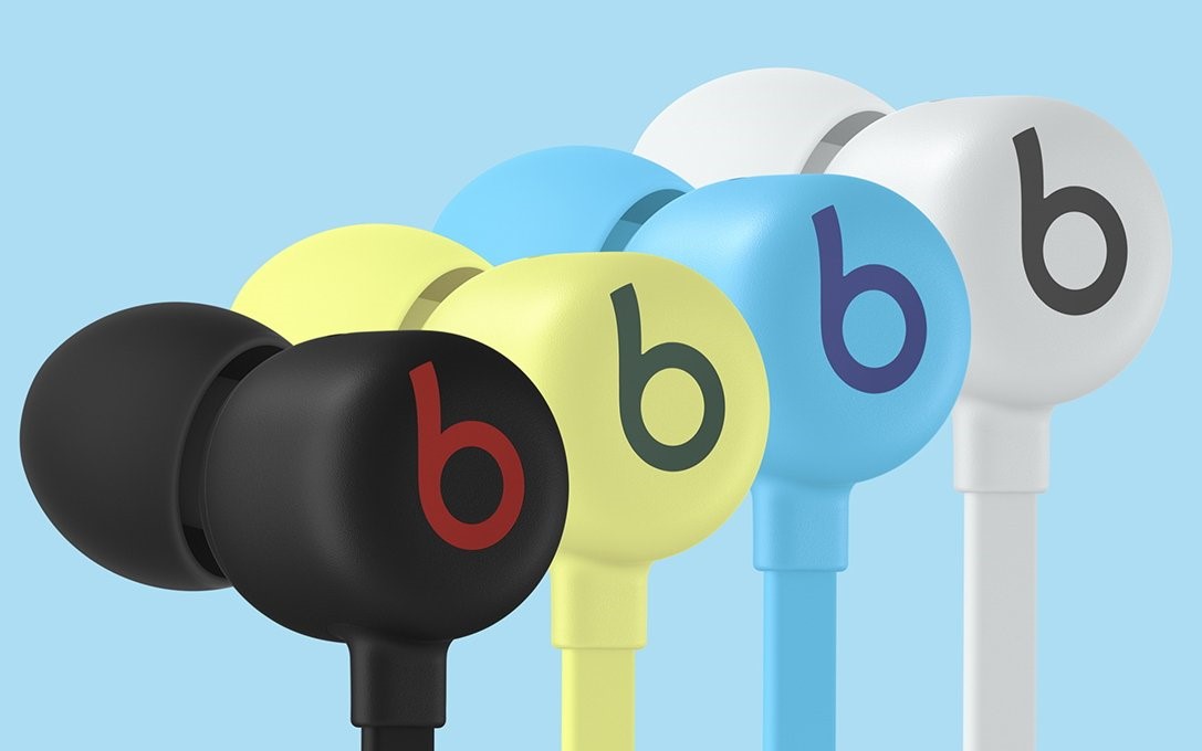 بررسی هدفون بی سیم Beats flex بررسی هدفون بی سیم Beats flex