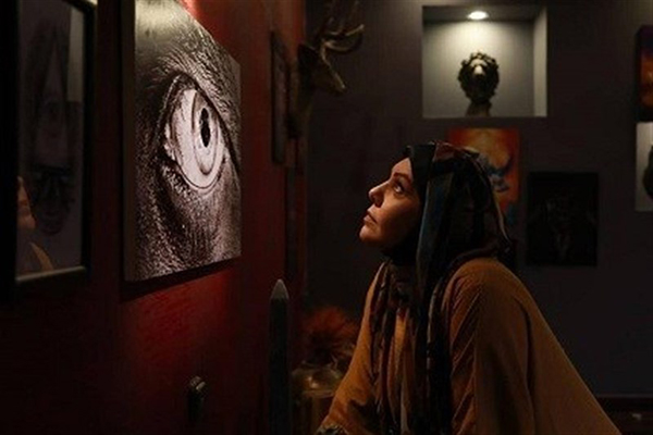 سرمدی: در تلویزیون نمی شود تمام آنچه در مجالس احضار روح انجام می شود را به تصویر کشید/ مگر نه اینکه خیلی از بازیگران مطرح اولین بار جلوی دوربین آقای افخمی رفتند؟! سرمدی: در تلویزیون نمی شود تمام آنچه در مجالس احضار روح انجام می شود را به تصویر کشید/ مگر نه اینکه خیلی از بازیگران مطرح اولین بار جلوی دوربین آقای افخمی رفتند؟!