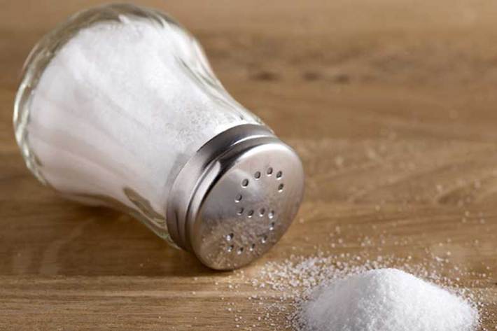 کارشناس تغذیه شبکه بهداشت و درمان دشتستان گفت: مصرف نمک ید دار برای همه افراد جامعه از دوران کودکی تا کهنسالی ضروری است.