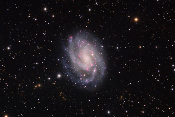 تصاویر برگزیده و زیبا از کهشکشان و سیارات (گزارش تصویری)