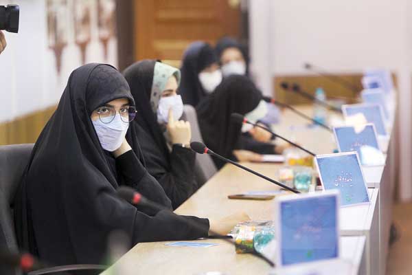 دغدغه نوجوانان را بشنوید دغدغه نوجوانان را بشنوید