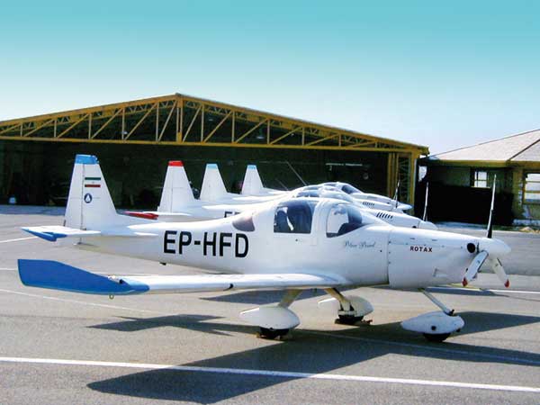 لذت پرواز با هواپیماهای دو نفره درنا لذت پرواز با هواپیماهای دو نفره درنا