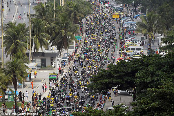 مهم ترین تصاویر شبانه روز اخیر (گزارش تصویری) مهم ترین تصاویر شبانه روز اخیر (گزارش تصویری)