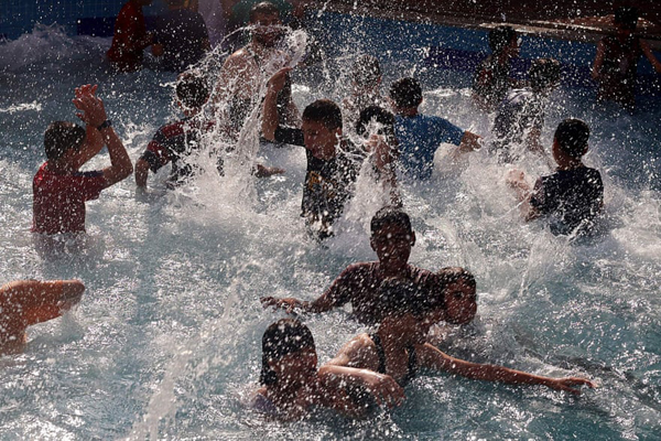 لحظات مهم شبانه روز اخیر (گزارش تصویری) لحظات مهم شبانه روز اخیر (گزارش تصویری)