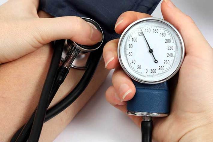پس از شش هفته، گروه IMST شاهد کاهش فشار خون سیستولیک به اندازه‌ای بود که معمولاً یک فرد با ۳۰ دقیقه پیاده روی در روز به مدت پنج روز در هفته بدست می‌آورد.