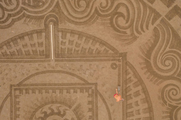 تصاویر استثنایی از جنگ عقاب های نر در اوج آسمان (گزارش تصویری)  تصاویر استثنایی از جنگ عقاب های نر در اوج آسمان (گزارش تصویری)