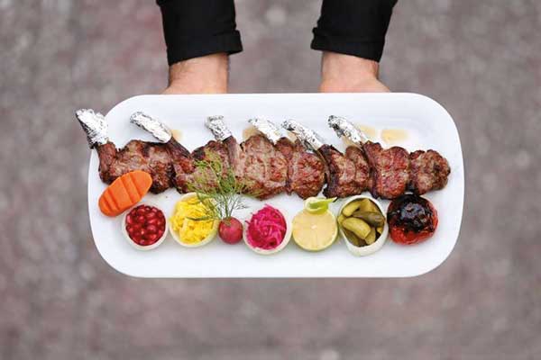 گندم  از دست تو خوردیم و کبوتر شده‌ایم (+تصاویر)