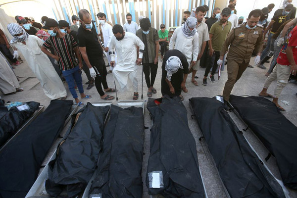 مهاجرت با قایق بادی / بقایای یک آتش سوزی هولناک (گزارش تصویری)