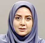 دنیا هنوز به او مینگرد دنیا هنوز به او مینگرد