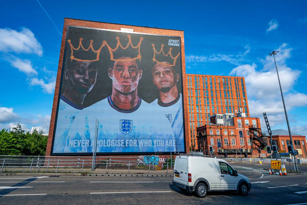 کلاه 600 هزار یورویی (گزارش تصویری)