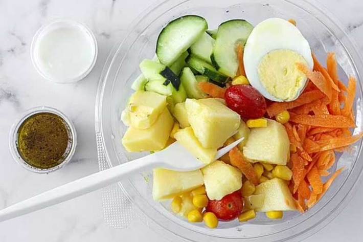 مصرف میوه و سبزیجات فراوان خطر ابتلا به کرونا را کاهش می‌دهد
