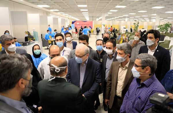 تکلیف بازگشایی مدارس با خیز پنجم کرونا / قرمز انگار آبیه، کسی حرف گوش نمی کنه تکلیف بازگشایی مدارس با خیز پنجم کرونا / قرمز انگار آبیه، کسی حرف گوش نمی کنه