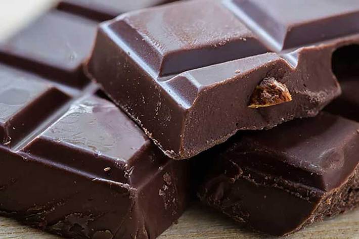 شکلات درمانی روشی است که مبتنی بر شکلات و روغن های خالص است.