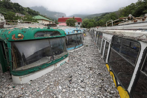 جنجال بر سر تخلیه اردوگاه بی خانمان ها (گزارش تصویری) جنجال بر سر تخلیه اردوگاه بی خانمان ها (گزارش تصویری)
