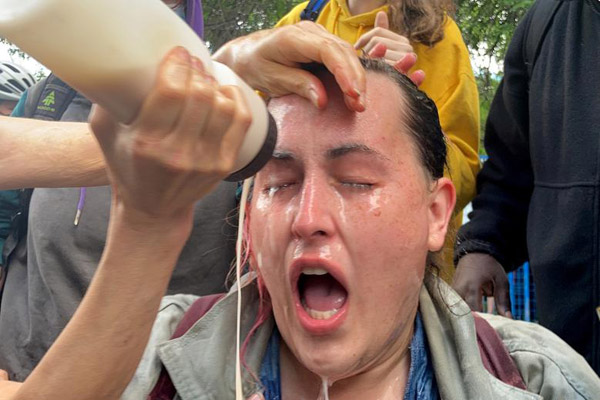 جنجال بر سر تخلیه اردوگاه بی خانمان ها (گزارش تصویری) جنجال بر سر تخلیه اردوگاه بی خانمان ها (گزارش تصویری)