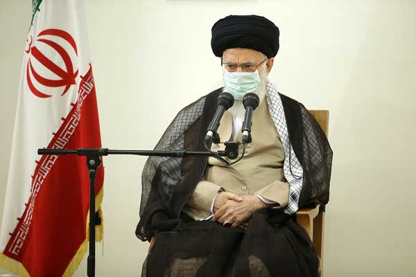 منتظر واکسن ایرانی ماندم برای پاسداشت افتخار ملی و تشکر از محققان جوان و پر تلاش (+عکس) منتظر واکسن ایرانی ماندم برای پاسداشت افتخار ملی و تشکر از محققان جوان و پر تلاش (+عکس)